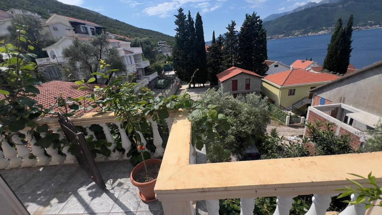 Apartments Arina Krasići Kültér fotó
